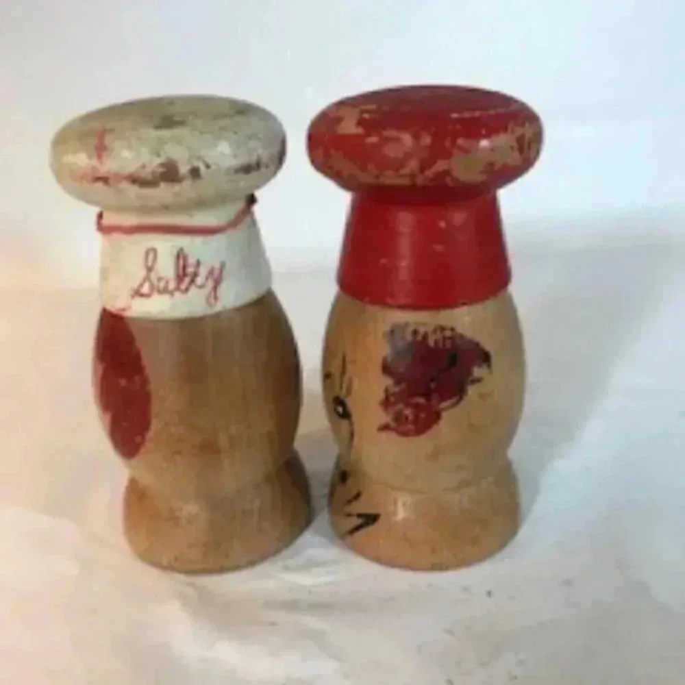 Vintage Salty And Peppy Wooden‎ Salt And Pepper Shakers 5” Tall
